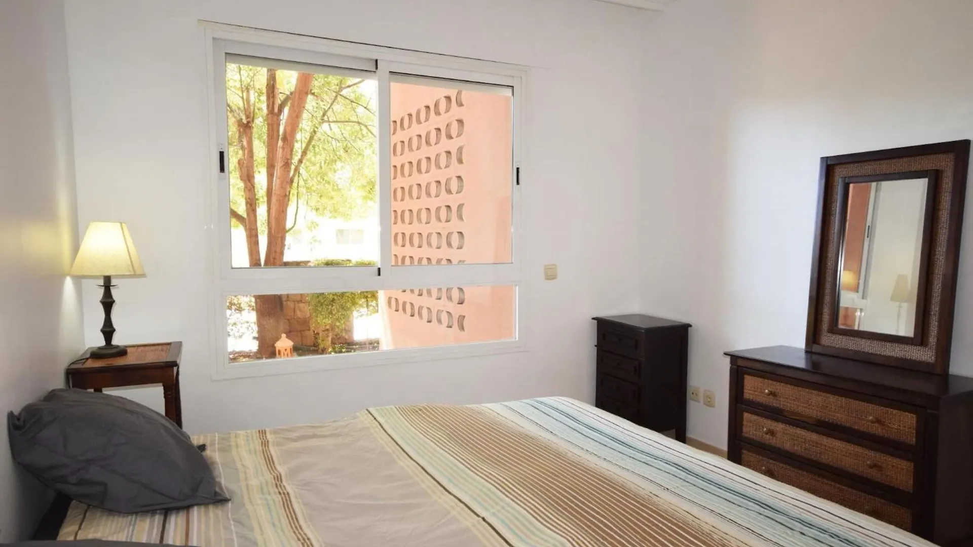 Apartamento Lado Playa Marbella 0*,