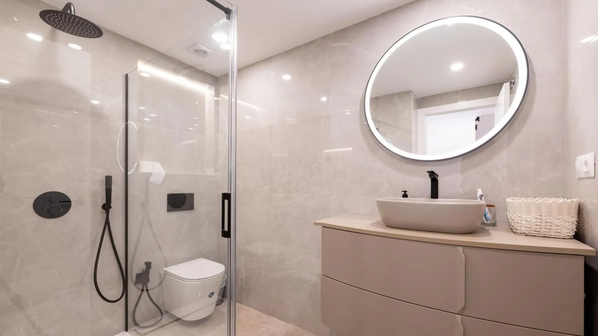 Apartamento Lado Playa Marbella 0*,